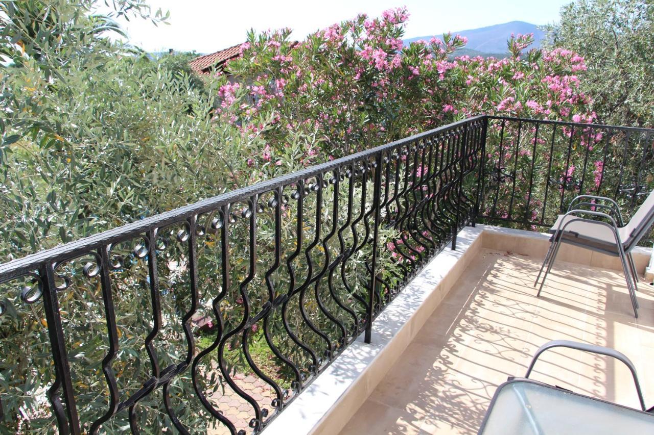 Villa Iatrou Potos Exterior photo